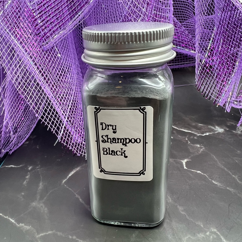 Organic Dry Shampoo for black hair, 4 ounces
Black Dry Shampoo in Glass Jar